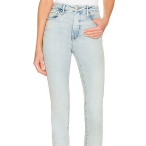 Good American Good Classic Natural Fray Hem in Indigo038